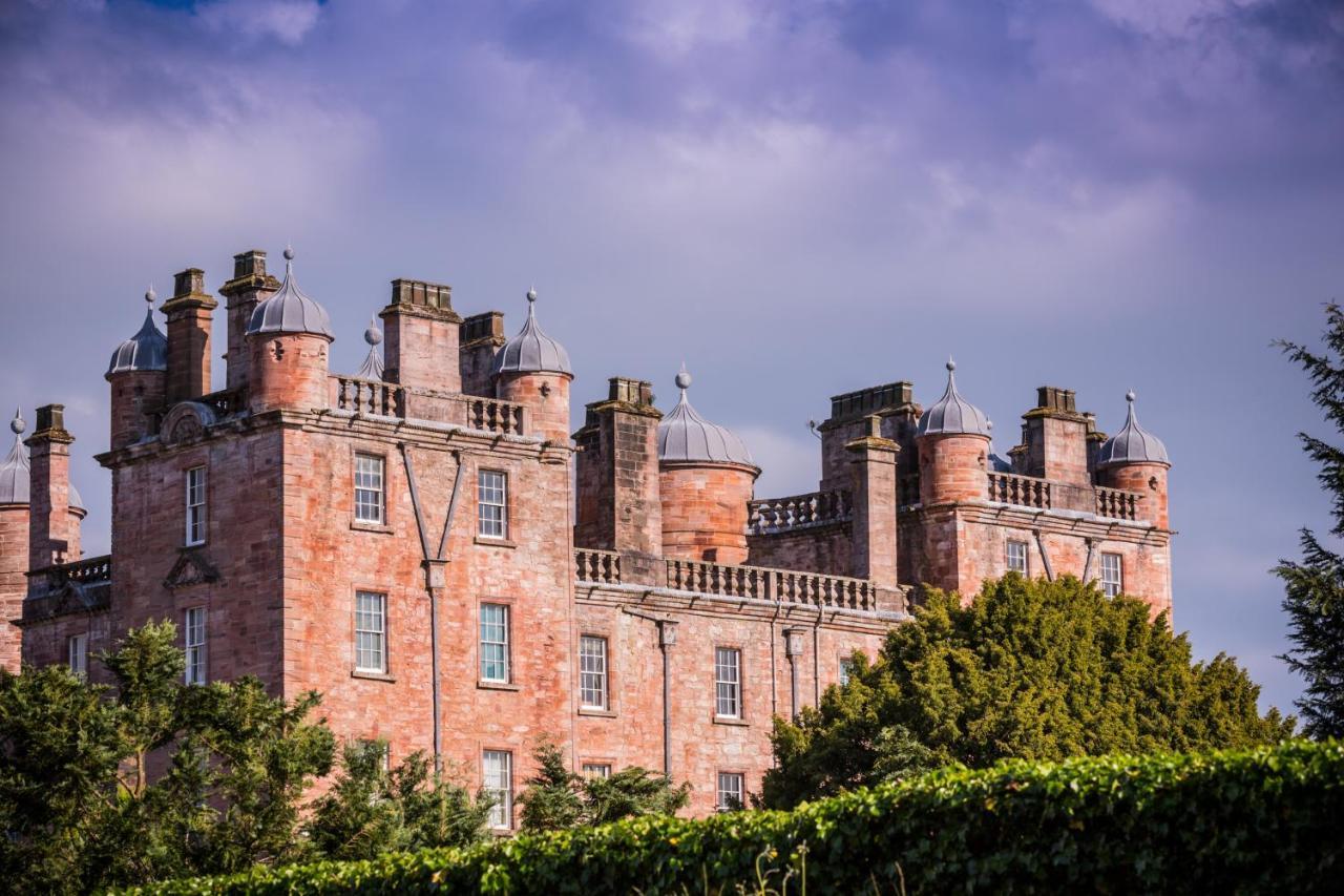 Stableyard Studio: Drumlanrig Castle ثورنهيل المظهر الخارجي الصورة
